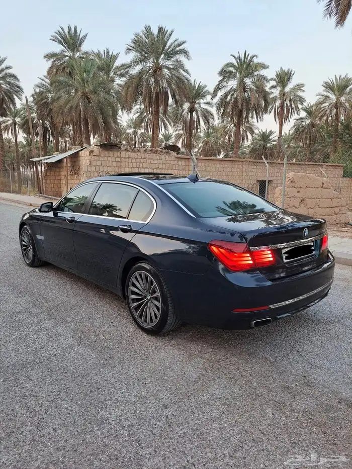 بي ام دبليو BMW 740Li 2014 فل اوبشن 0