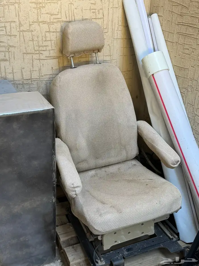 كرسي خاص ل ذوي الاحتياجات الخاصة 2