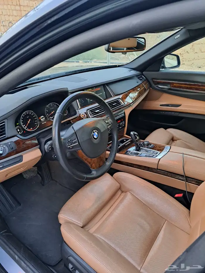 بي ام دبليو BMW 740Li 2014 فل اوبشن 14