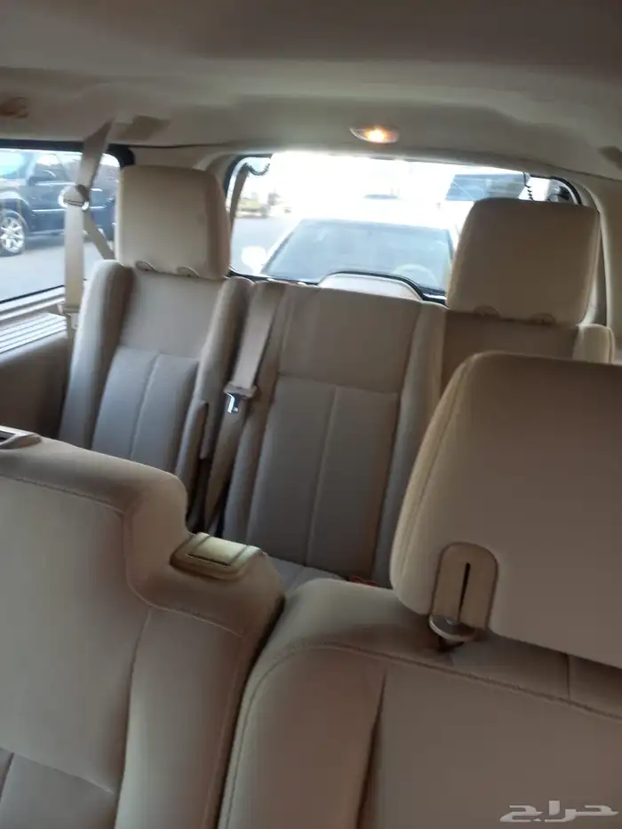 فورد اكسبديشن نظيف للبيع 7