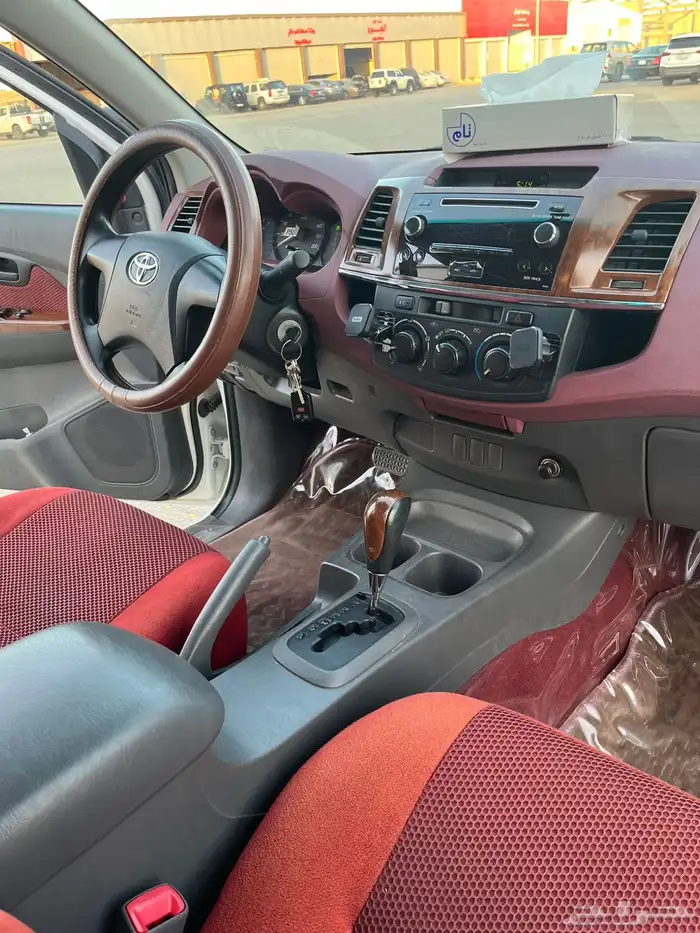 هايلكس 2015 تماتيك مخزنه 8