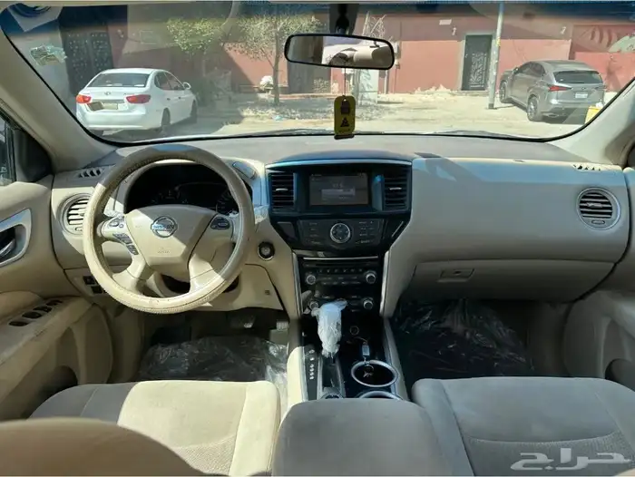 نيسان باثفندر 2013 ممشي السيارة 30 كم نظيفة للتواصل 059 3