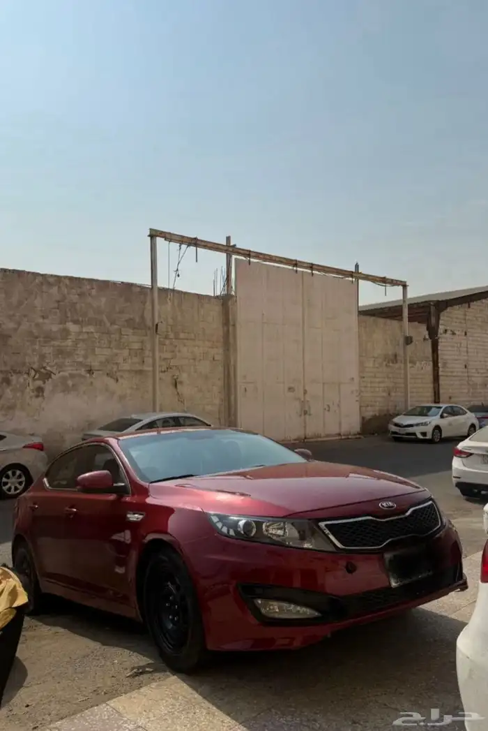 كيا اوبتيما للبيع موديل 2012 2