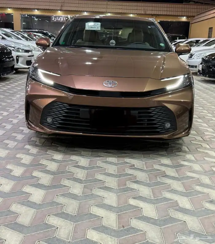 كامري موديل 2025 استاندر وارد الساير عداد 23 الف فقط 0