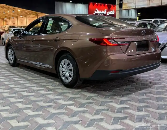 كامري موديل 2025 استاندر وارد الساير عداد 23 الف فقط 4