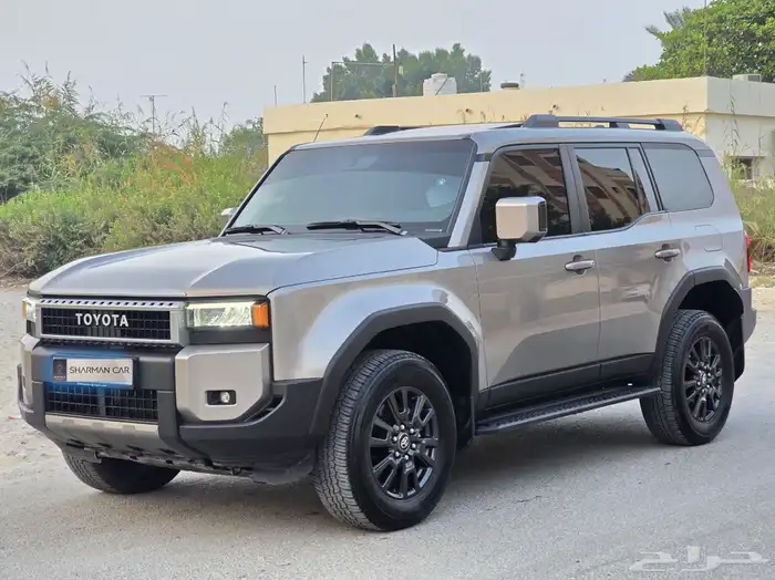 تويوتا برادو 2024 خليجي موجودة بدبي 2