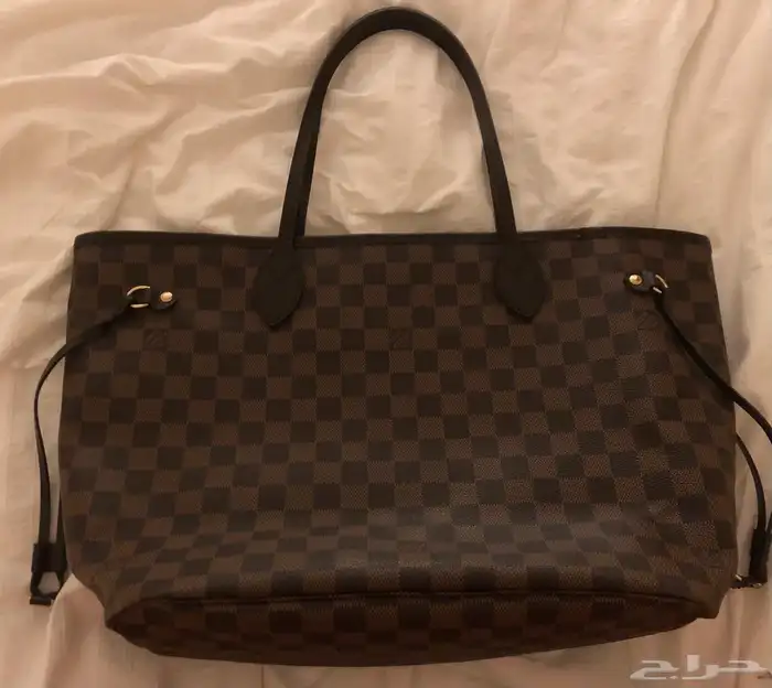 شنطة Louis Vuitton neverfull 0
