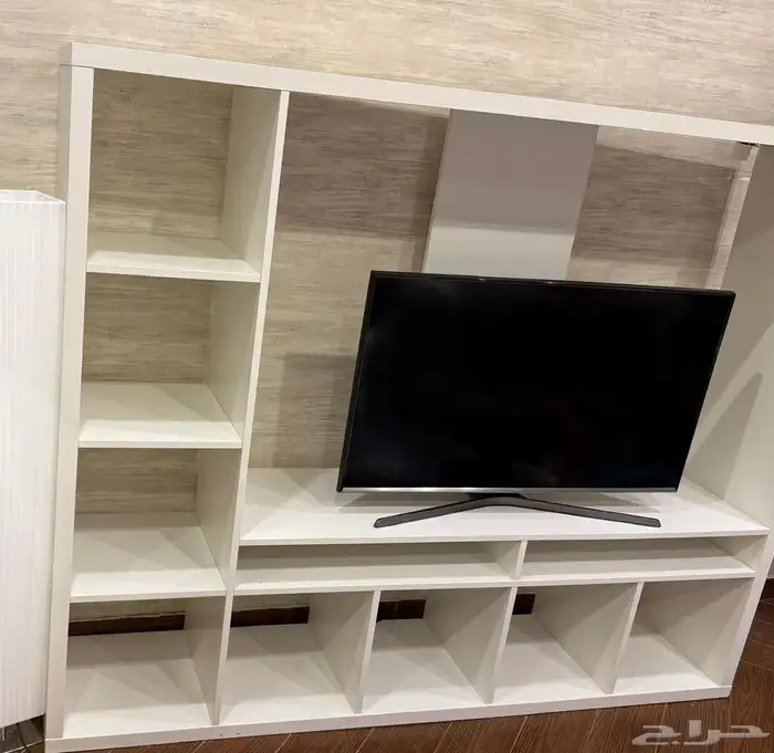 مكتبة تلفزيون من ايكيا 3