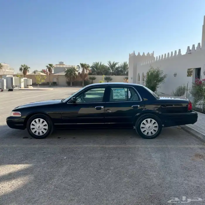 فورد بوليسي 2011 مخزن ماشي 78 الف فقط (تم البيع) 19