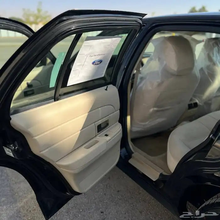 فورد بوليسي 2011 مخزن ماشي 78 الف فقط (تم البيع) 34