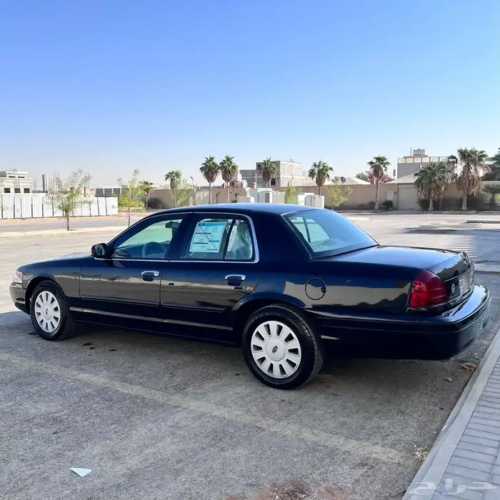 فورد بوليسي 2011 مخزن ماشي 78 الف فقط (تم البيع) 7