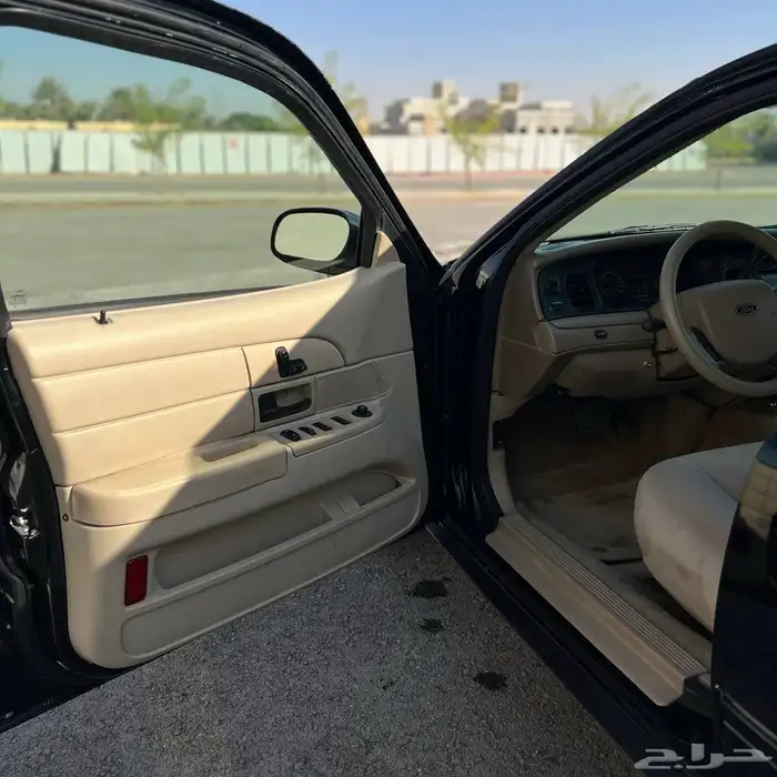 فورد بوليسي 2011 مخزن ماشي 78 الف فقط (تم البيع) 28