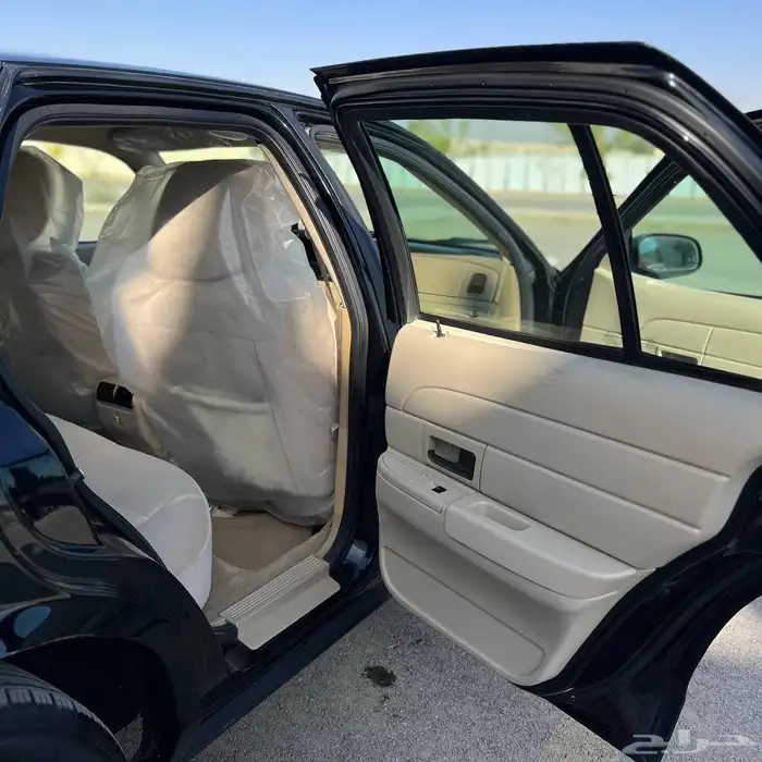 فورد بوليسي 2011 مخزن ماشي 78 الف فقط (تم البيع) 31