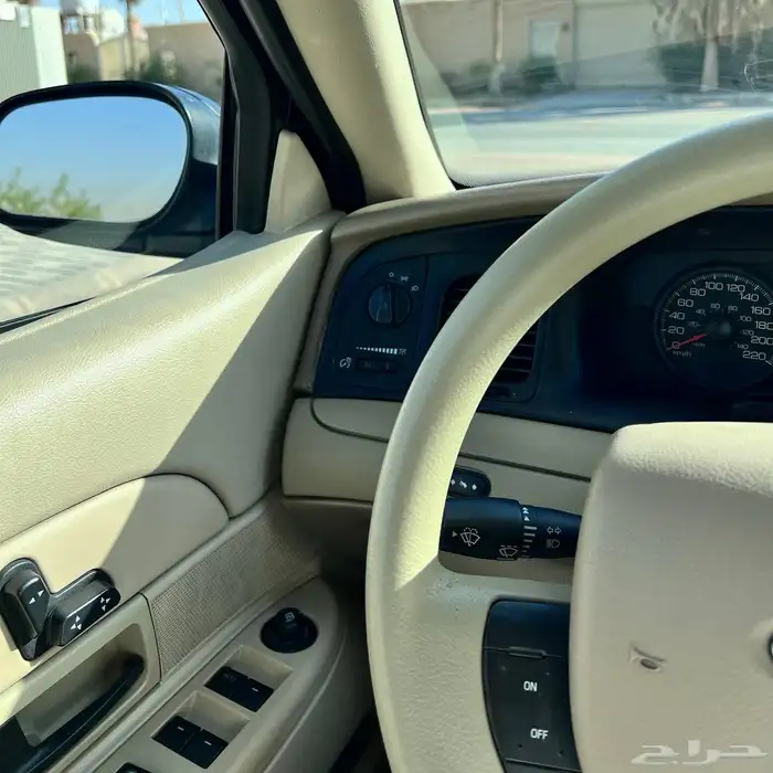 فورد بوليسي 2011 مخزن ماشي 78 الف فقط (تم البيع) 45