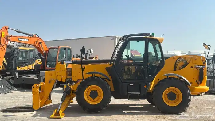 رافعه تلسكوبيه بوم تلهندر 2016 للأجار الشهري 0