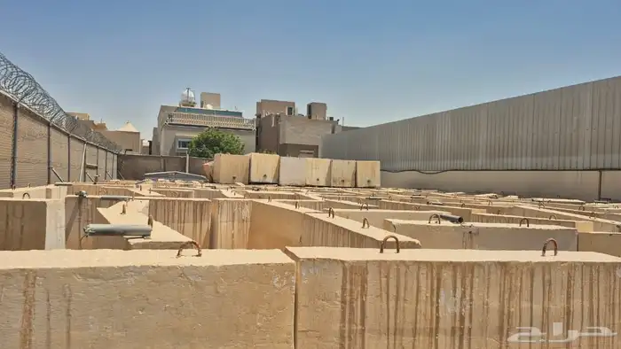 مناهيل جاهزه للبيع وحواجز خرسانية 2