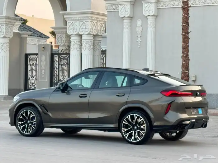 BMW X6 M COMPETITION 2