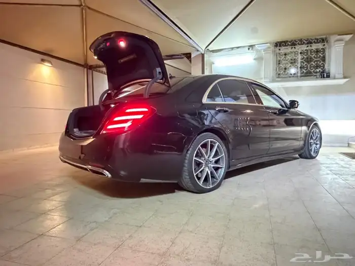 Mercedes-Benz 560s 10