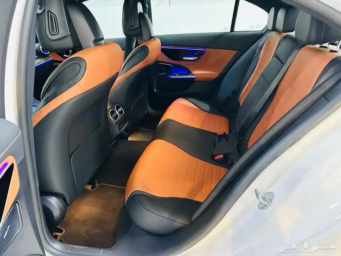 Mercedes C300 model 2023 مرسيدس 7