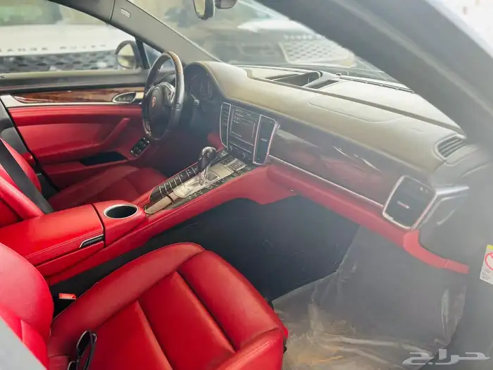 بورش بانيميرا 2014 23