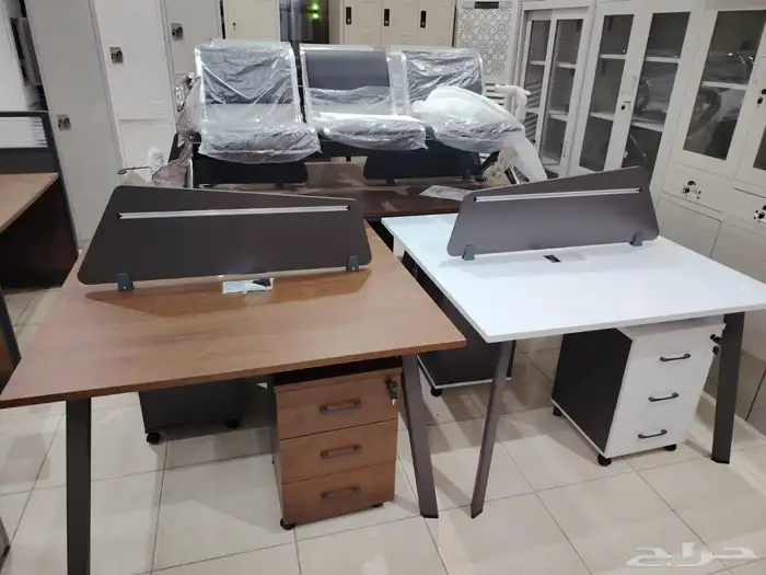 وحدة عمل مزدوجة تجمع بين البساطة والجمال بأحجام مختلفة 7