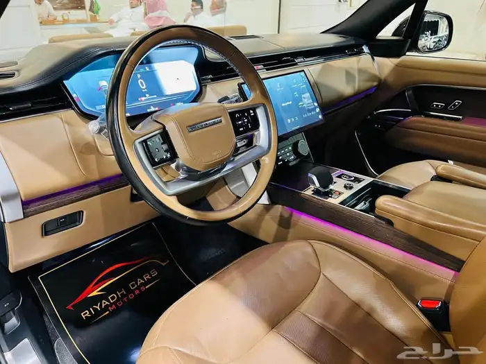 رنج روفر 2022 HSE فل كامل ( بحالة ممتازة ) 5