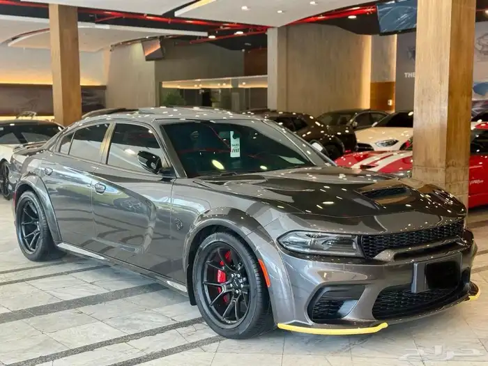 تشارجر هيلكات رد اي وايد بدي 2023 وارد بترومين 0