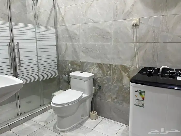 خلف الراشد مول شقق مفروشة للايجار اليومي 37