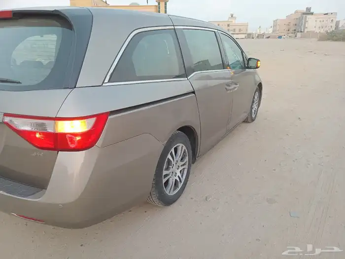 هوندا اودسي عايليه قمه في النظافه فل كامل 2012 1