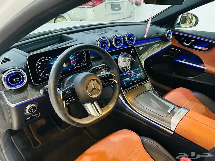 Mercedes C300 model 2023 مرسيدس 5