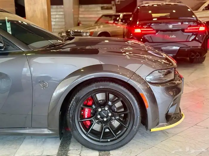 تشارجر هيلكات رد اي وايد بدي 2023 وارد بترومين 1