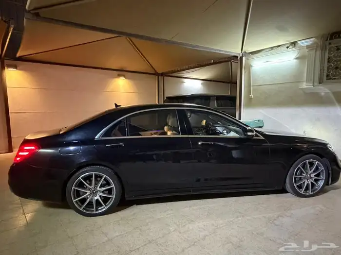 Mercedes-Benz 560s 7