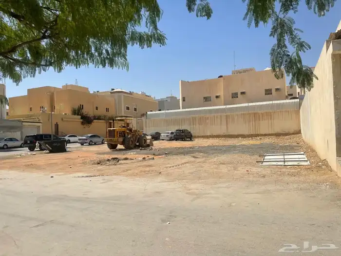 ارض زاوية للبيع في البديعة 1