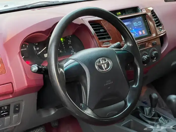 تويوتا هايلكس S-GLX 2015 فل سعودي 19