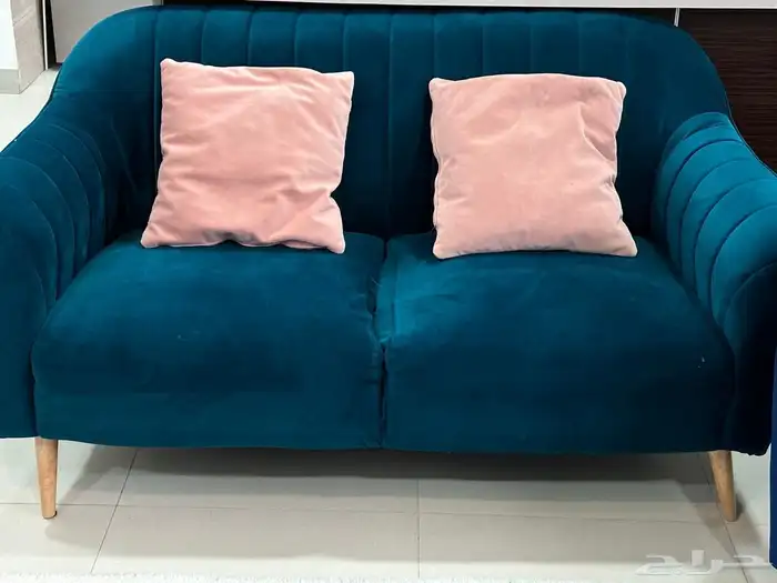 كنب صوفا نظيف من هوم بوكس 2