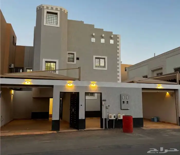 للبيع فله مجدده دورين مفصوله حي النهضة 22