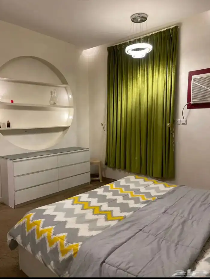 شقة سكنية فاخرة مجهزة بالكامل ع الحزام خلف البساتين مول 0