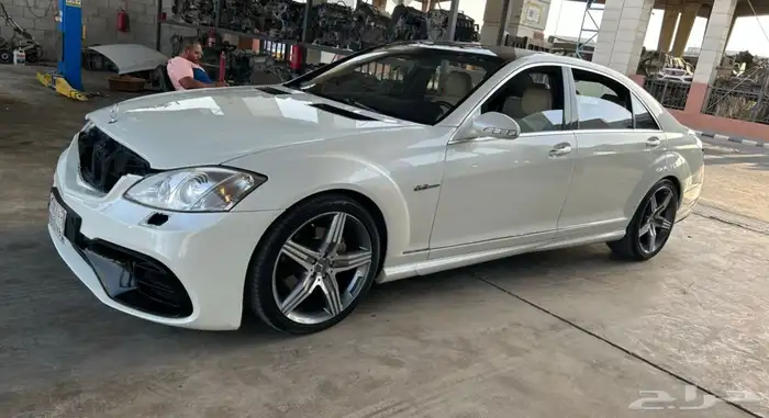 صدام امامي مرسيدس بانوراما شكل يخت 63 2020 7