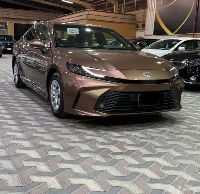 كامري موديل 2025 استاندر وارد الساير عداد 23 الف فقط 1