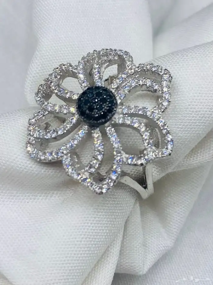 خاتم فضه نسائي راقي ومميز عيار 925 مرصع بفصوص زركون فاخر 1