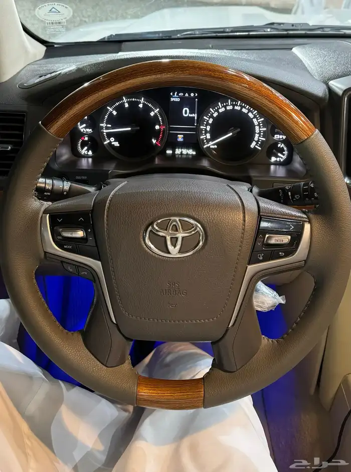 في اكس ار 2016 سعودي (5.7) 22