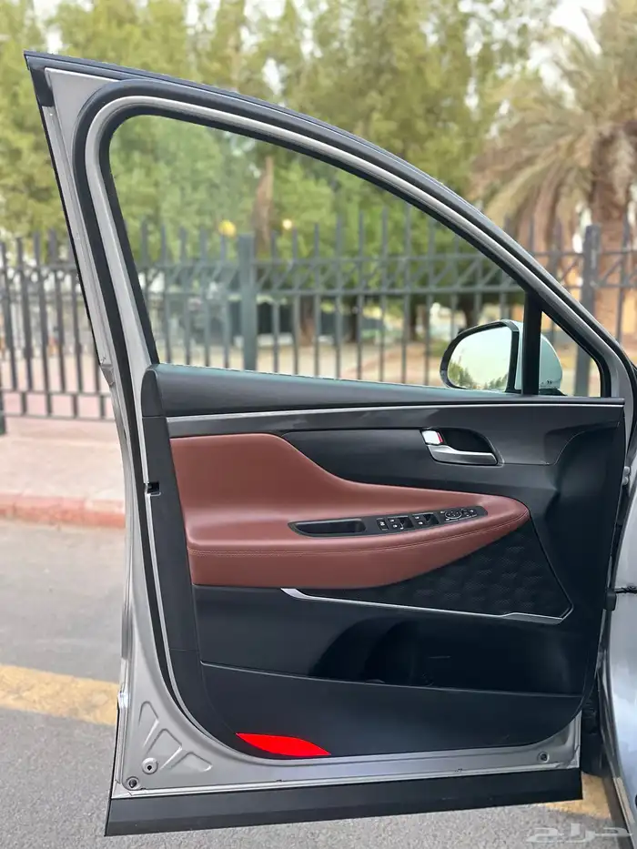 هونداي سنتافي موديل 2021 سعودي فل كامل اعلئ فئة 7 مقاعد 29