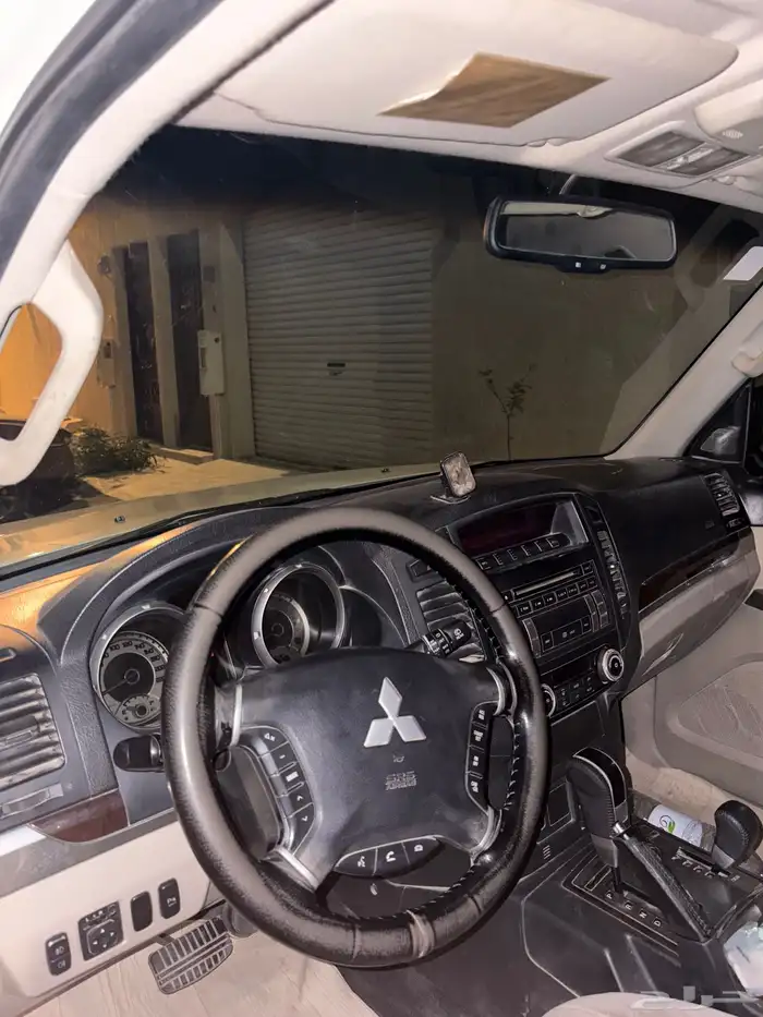 ميتسوبيشي باجيرو 6