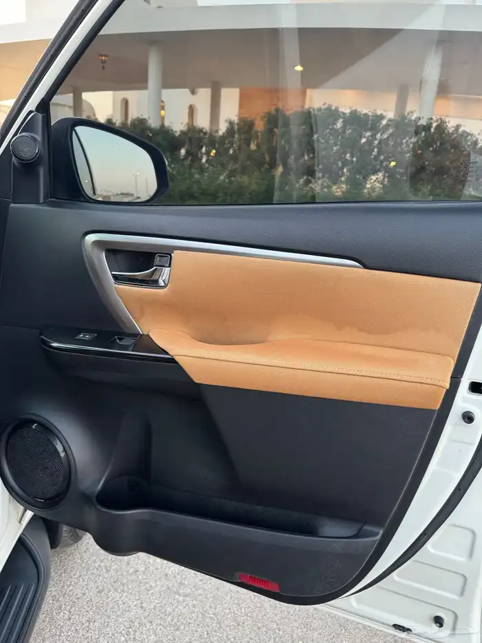 فورتشنر 2022 6 سلندر VX 47