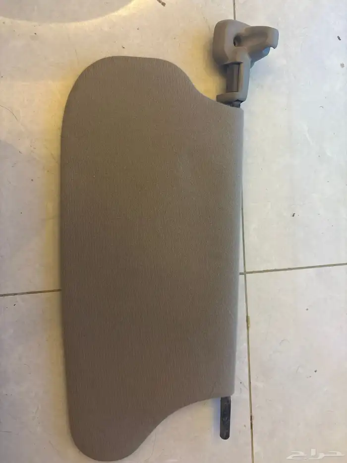 مظلات شمسية سيارة لنكن نظيف جدا 1