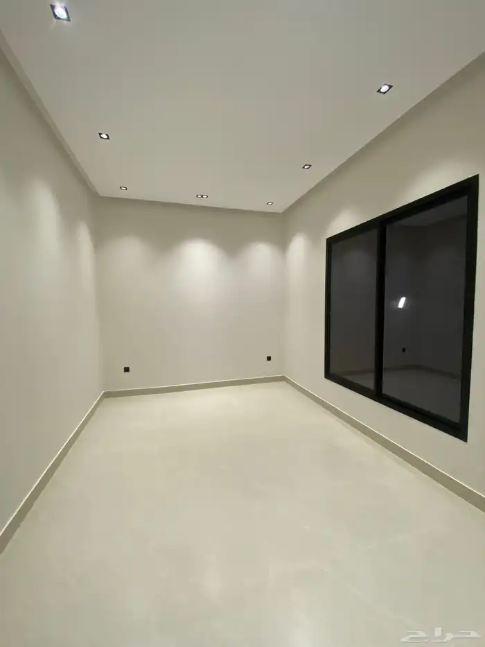 للبيع فيلا روف مع ملحق تشطيب فاخر 9غرف بالمحاله820الف 25