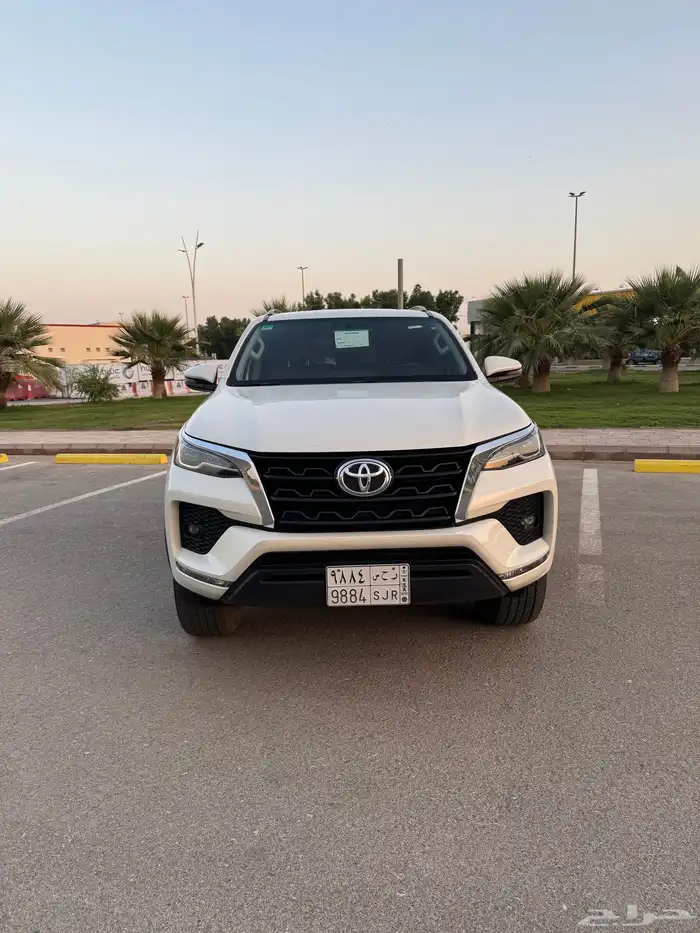 فورتشنر 2022 6 سلندر VX 7