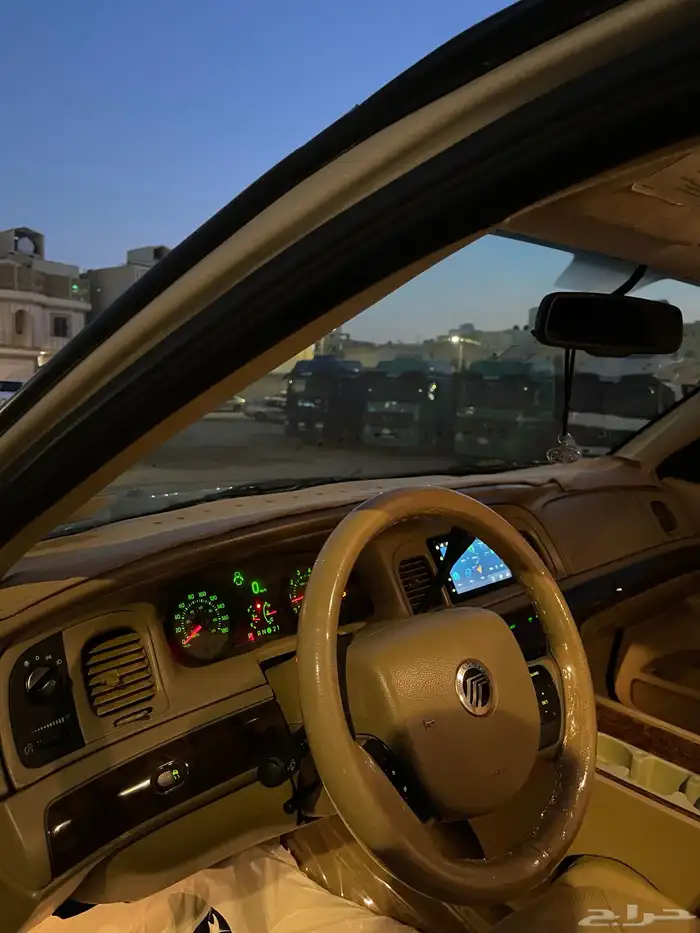 فورد ماركيز 2010 23