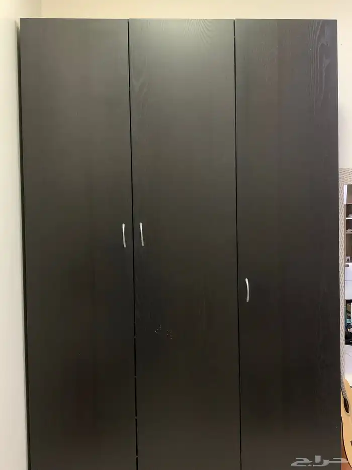 دولاب ملابس 1