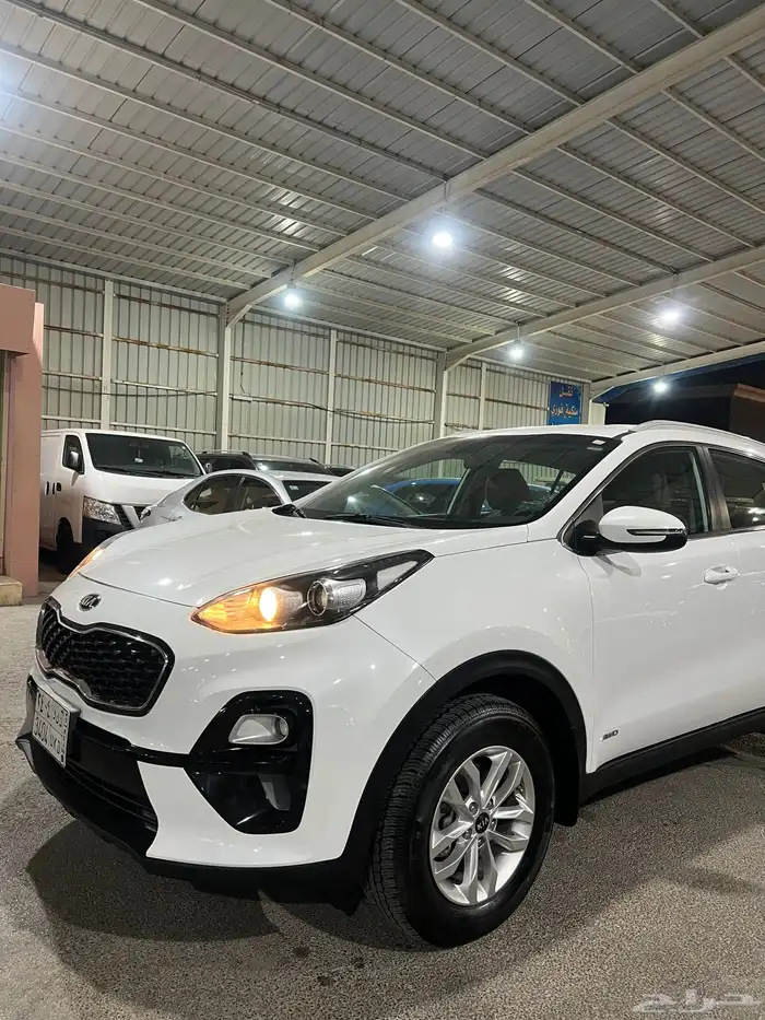 سبورتاج 2020 دبل عداد 70 الف المحرك بانزين 2